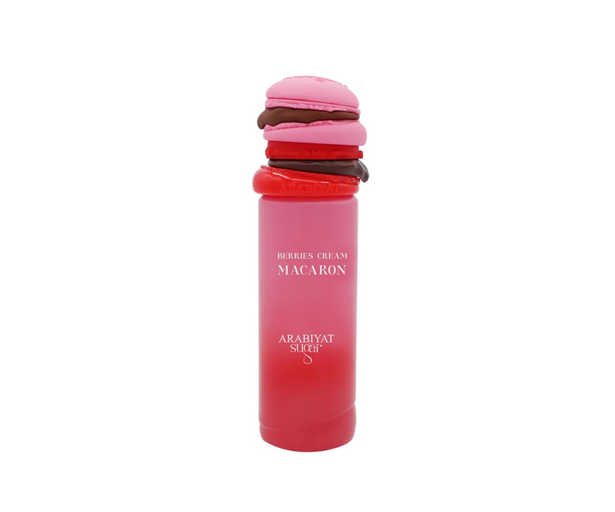 Berries Cream Macaron